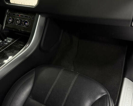 Білий Ленд Ровер Range Rover Sport, об'ємом двигуна 2.99 л та пробігом 167 тис. км за 28900 $, фото 20 на Automoto.ua