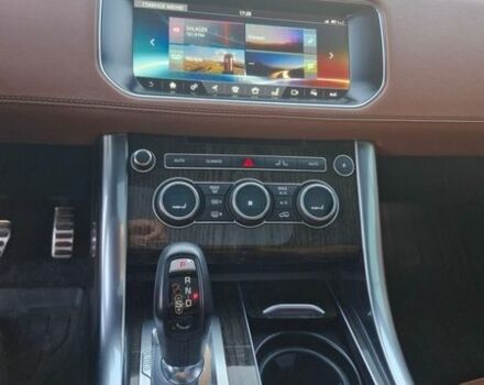 Білий Ленд Ровер Range Rover Sport, об'ємом двигуна 2.99 л та пробігом 132 тис. км за 44999 $, фото 13 на Automoto.ua