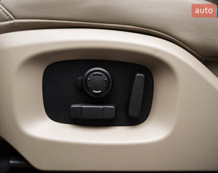 Ленд Ровер Рендж Ровер Спорт 2017 в Киеве на Automoto.ua Белый Ленд Ровер Рендж Ровер Спорт, объемом двигателя 2.99 л и пробегом 110 тыс. км за 40000 $, фото 17 на Automoto.ua