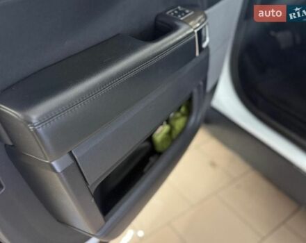 Белый Ленд Ровер Рендж Ровер Спорт, объемом двигателя 3 л и пробегом 140 тыс. км за 32500 $, фото 7 на Automoto.ua