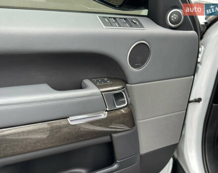 Белый Ленд Ровер Рендж Ровер Спорт, объемом двигателя 2.99 л и пробегом 63 тыс. км за 49000 $, фото 38 на Automoto.ua