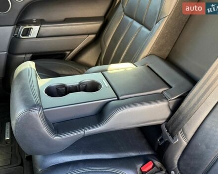 Білий Ленд Ровер Range Rover Sport, об'ємом двигуна 3 л та пробігом 211 тис. км за 22500 $, фото 47 на Automoto.ua