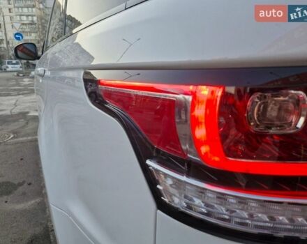 Білий Ленд Ровер Range Rover Sport, об'ємом двигуна 2.99 л та пробігом 132 тис. км за 44999 $, фото 6 на Automoto.ua
