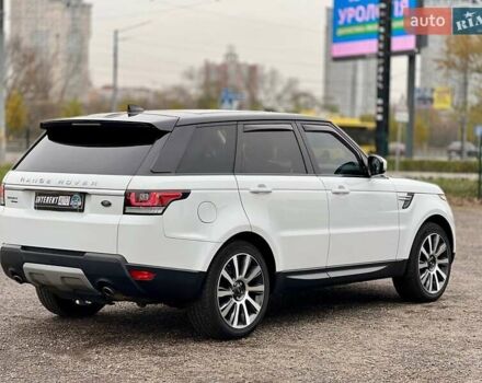 Белый Ленд Ровер Рендж Ровер Спорт, объемом двигателя 2.99 л и пробегом 179 тыс. км за 29800 $, фото 5 на Automoto.ua