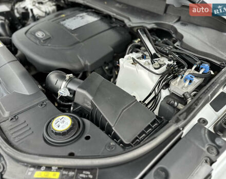 Белый Ленд Ровер Рендж Ровер Спорт, объемом двигателя 2.99 л и пробегом 63 тыс. км за 49000 $, фото 63 на Automoto.ua