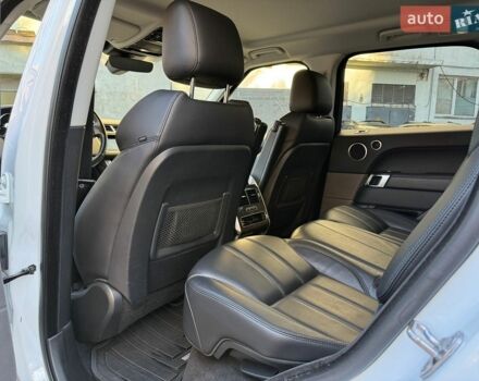Білий Ленд Ровер Range Rover Sport, об'ємом двигуна 2.99 л та пробігом 172 тис. км за 31900 $, фото 29 на Automoto.ua