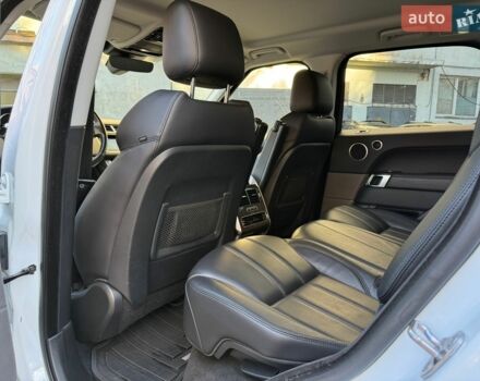 Білий Ленд Ровер Range Rover Sport, об'ємом двигуна 2.99 л та пробігом 172 тис. км за 29600 $, фото 29 на Automoto.ua