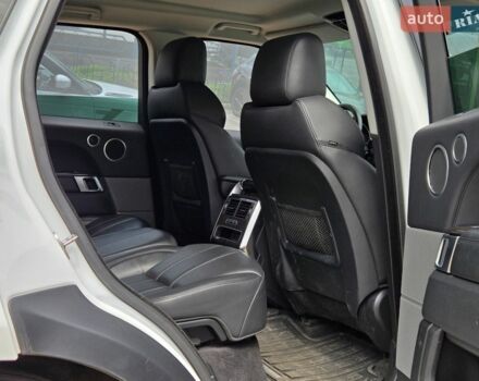 Білий Ленд Ровер Range Rover Sport, об'ємом двигуна 2.99 л та пробігом 147 тис. км за 25500 $, фото 21 на Automoto.ua
