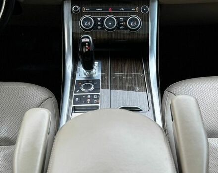 Білий Ленд Ровер Range Rover Sport, об'ємом двигуна 2.99 л та пробігом 183 тис. км за 25700 $, фото 28 на Automoto.ua
