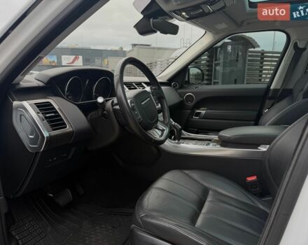 Білий Ленд Ровер Range Rover Sport, об'ємом двигуна 2.99 л та пробігом 151 тис. км за 28990 $, фото 10 на Automoto.ua
