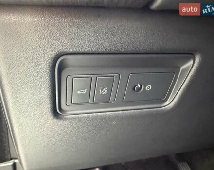 Белый Ленд Ровер Рендж Ровер Спорт, объемом двигателя 2.99 л и пробегом 167 тыс. км за 29000 $, фото 17 на Automoto.ua