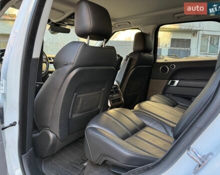 Білий Ленд Ровер Range Rover Sport, об'ємом двигуна 2.99 л та пробігом 172 тис. км за 29600 $, фото 21 на Automoto.ua