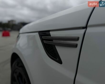 Білий Ленд Ровер Range Rover Sport, об'ємом двигуна 2.99 л та пробігом 151 тис. км за 28990 $, фото 17 на Automoto.ua