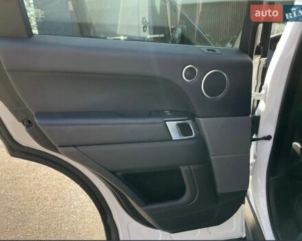 Білий Ленд Ровер Range Rover Sport, об'ємом двигуна 2.99 л та пробігом 147 тис. км за 32000 $, фото 21 на Automoto.ua