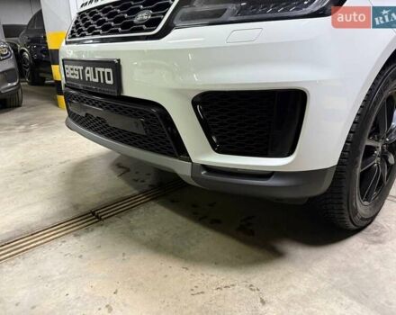 Білий Ленд Ровер Range Rover Sport, об'ємом двигуна 2 л та пробігом 76 тис. км за 45500 $, фото 23 на Automoto.ua