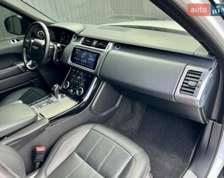 Білий Ленд Ровер Range Rover Sport, об'ємом двигуна 3 л та пробігом 179 тис. км за 34900 $, фото 56 на Automoto.ua