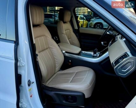 Білий Ленд Ровер Range Rover Sport, об'ємом двигуна 3 л та пробігом 144 тис. км за 32900 $, фото 30 на Automoto.ua
