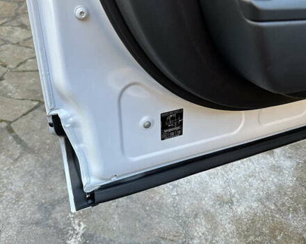 Білий Ленд Ровер Range Rover Sport, об'ємом двигуна 3 л та пробігом 96 тис. км за 37500 $, фото 103 на Automoto.ua