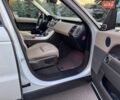 Білий Ленд Ровер Range Rover Sport, об'ємом двигуна 2 л та пробігом 124 тис. км за 31500 $, фото 65 на Automoto.ua
