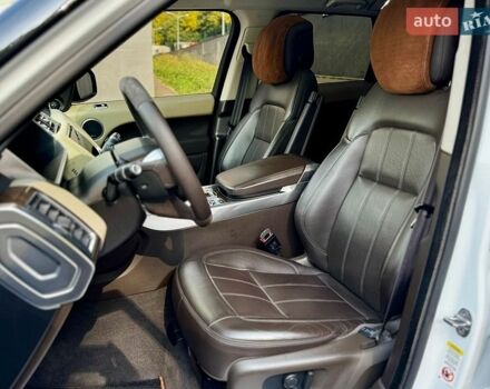 Білий Ленд Ровер Range Rover Sport, об'ємом двигуна 3 л та пробігом 154 тис. км за 38000 $, фото 14 на Automoto.ua