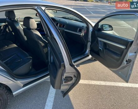 Білий Ленд Ровер Range Rover Sport, об'ємом двигуна 2 л та пробігом 180 тис. км за 34900 $, фото 31 на Automoto.ua