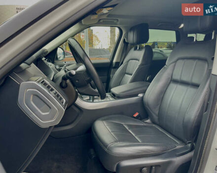 Белый Ленд Ровер Рендж Ровер Спорт, объемом двигателя 2 л и пробегом 91 тыс. км за 46000 $, фото 24 на Automoto.ua