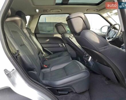 Білий Ленд Ровер Range Rover Sport, об'ємом двигуна 3 л та пробігом 113 тис. км за 15000 $, фото 9 на Automoto.ua