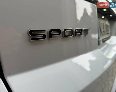 Білий Ленд Ровер Range Rover Sport, об'ємом двигуна 3 л та пробігом 96 тис. км за 37500 $, фото 9 на Automoto.ua