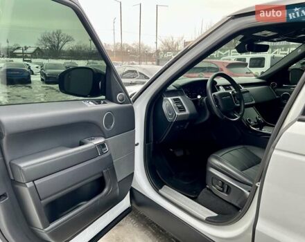 Білий Ленд Ровер Range Rover Sport, об'ємом двигуна 3 л та пробігом 179 тис. км за 34900 $, фото 13 на Automoto.ua