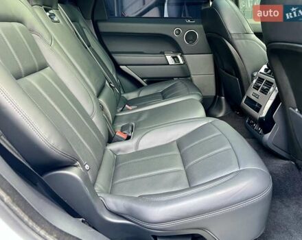 Білий Ленд Ровер Range Rover Sport, об'ємом двигуна 3 л та пробігом 179 тис. км за 34900 $, фото 43 на Automoto.ua