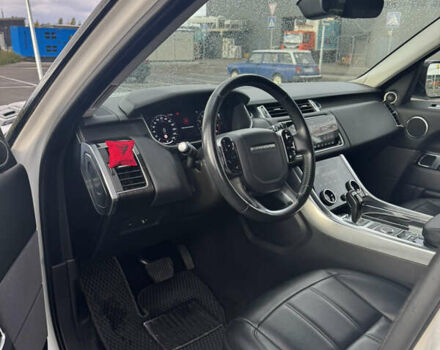 Білий Ленд Ровер Range Rover Sport, об'ємом двигуна 2 л та пробігом 91 тис. км за 44800 $, фото 9 на Automoto.ua