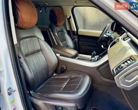 Білий Ленд Ровер Range Rover Sport, об'ємом двигуна 3 л та пробігом 154 тис. км за 38000 $, фото 20 на Automoto.ua