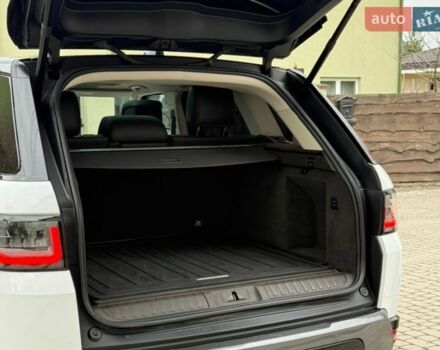 Білий Ленд Ровер Range Rover Sport, об'ємом двигуна 2 л та пробігом 133 тис. км за 37500 $, фото 11 на Automoto.ua