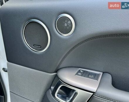 Білий Ленд Ровер Range Rover Sport, об'ємом двигуна 3 л та пробігом 179 тис. км за 34900 $, фото 42 на Automoto.ua