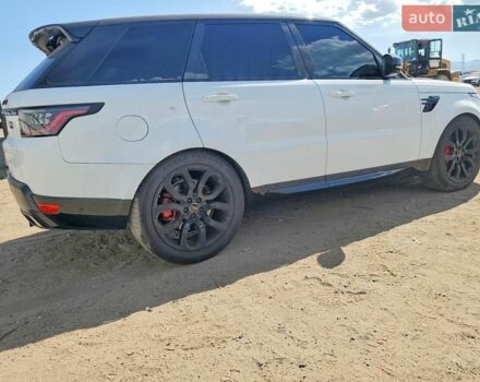 Білий Ленд Ровер Range Rover Sport, об'ємом двигуна 0 л та пробігом 122 тис. км за 14000 $, фото 4 на Automoto.ua