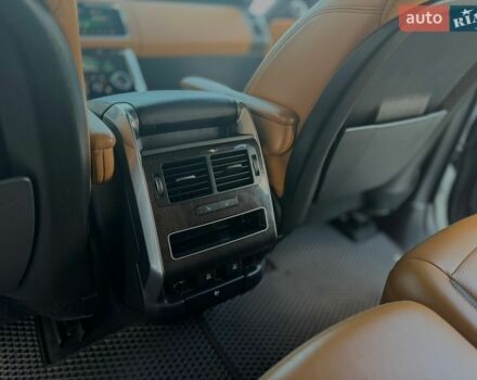 Білий Ленд Ровер Range Rover Sport, об'ємом двигуна 2.99 л та пробігом 210 тис. км за 34900 $, фото 62 на Automoto.ua