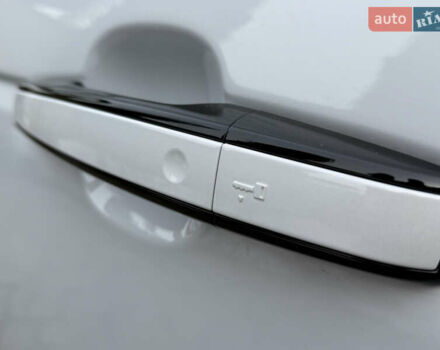 Білий Ленд Ровер Range Rover Sport, об'ємом двигуна 3 л та пробігом 96 тис. км за 37500 $, фото 92 на Automoto.ua