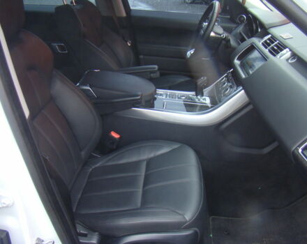 Білий Ленд Ровер Range Rover Sport, об'ємом двигуна 3 л та пробігом 35 тис. км за 71000 $, фото 9 на Automoto.ua