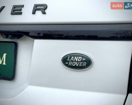 Белый Ленд Ровер Рендж Ровер Спорт, объемом двигателя 2 л и пробегом 91 тыс. км за 46000 $, фото 12 на Automoto.ua