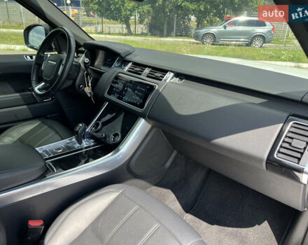 Белый Ленд Ровер Рендж Ровер Спорт, объемом двигателя 3 л и пробегом 106 тыс. км за 39900 $, фото 11 на Automoto.ua