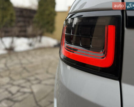 Білий Ленд Ровер Range Rover Sport, об'ємом двигуна 3 л та пробігом 96 тис. км за 37500 $, фото 10 на Automoto.ua