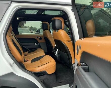 Білий Ленд Ровер Range Rover Sport, об'ємом двигуна 5 л та пробігом 183 тис. км за 37000 $, фото 5 на Automoto.ua