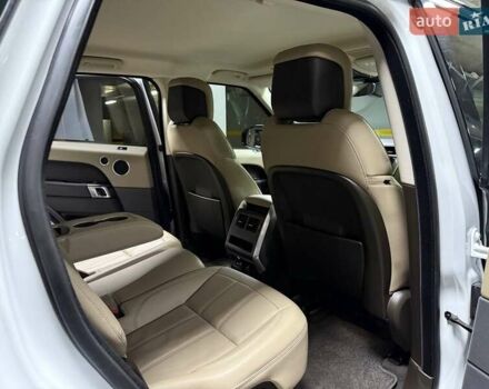 Білий Ленд Ровер Range Rover Sport, об'ємом двигуна 2 л та пробігом 76 тис. км за 45500 $, фото 56 на Automoto.ua