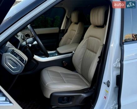Білий Ленд Ровер Range Rover Sport, об'ємом двигуна 3 л та пробігом 144 тис. км за 32900 $, фото 22 на Automoto.ua