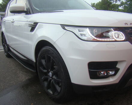 Білий Ленд Ровер Range Rover Sport, об'ємом двигуна 3 л та пробігом 35 тис. км за 71000 $, фото 2 на Automoto.ua