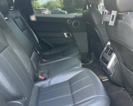 Білий Ленд Ровер Range Rover Sport, об'ємом двигуна 3 л та пробігом 130 тис. км за 35600 $, фото 34 на Automoto.ua