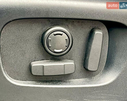 Белый Ленд Ровер Рендж Ровер Спорт, объемом двигателя 2 л и пробегом 91 тыс. км за 46000 $, фото 23 на Automoto.ua