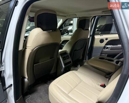 Білий Ленд Ровер Range Rover Sport, об'ємом двигуна 2 л та пробігом 76 тис. км за 45500 $, фото 51 на Automoto.ua
