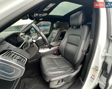 Белый Ленд Ровер Рендж Ровер Спорт, объемом двигателя 3 л и пробегом 106 тыс. км за 39900 $, фото 13 на Automoto.ua