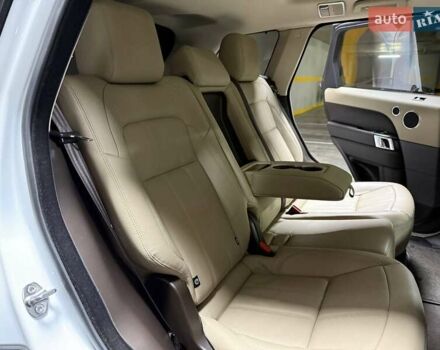 Білий Ленд Ровер Range Rover Sport, об'ємом двигуна 2 л та пробігом 76 тис. км за 45500 $, фото 58 на Automoto.ua